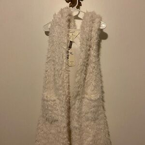 Ashley By 26 International Fuzzy Cream Vest